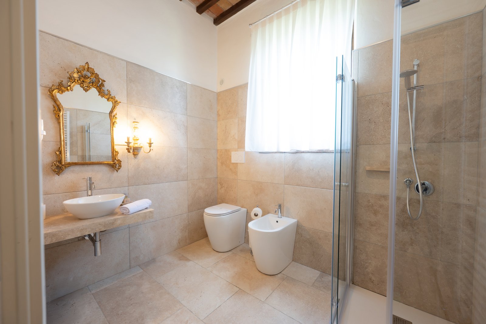 Acacia — bagno